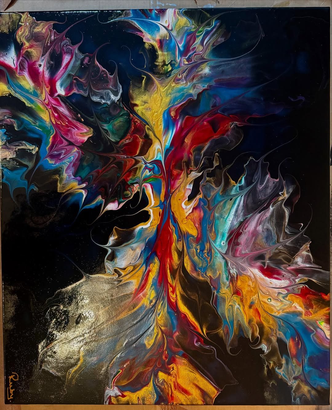 Welcome to the vibrant world of fluid acrylic art
